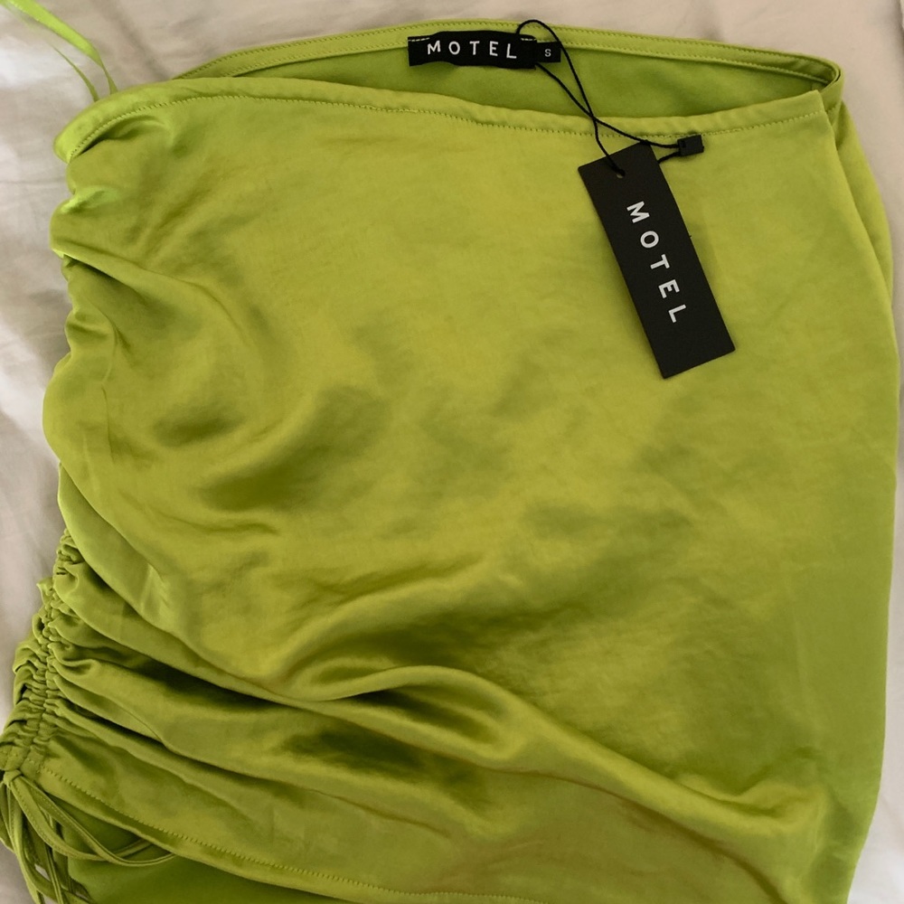 NWT motel rocks skirt - Picture 3 of 3